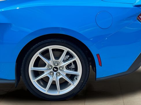 Used 2025 Ford Mustang GT Premium RWD image 34