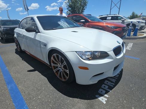 Used 2011 BMW M3 Convertible RWD image 3