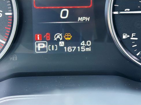 Used 2025 Subaru Forester Sport image 38