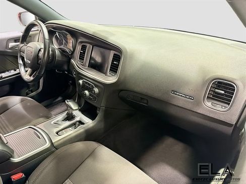 Used 2020 Dodge Charger R/T RWD image 34