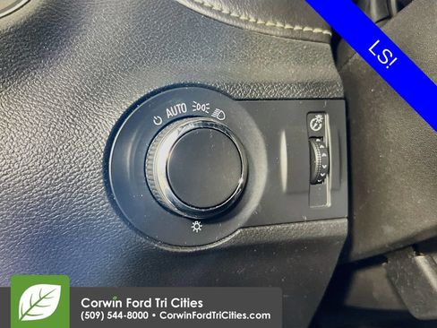 Used 2014 Chevrolet Camaro LS RWD image 18