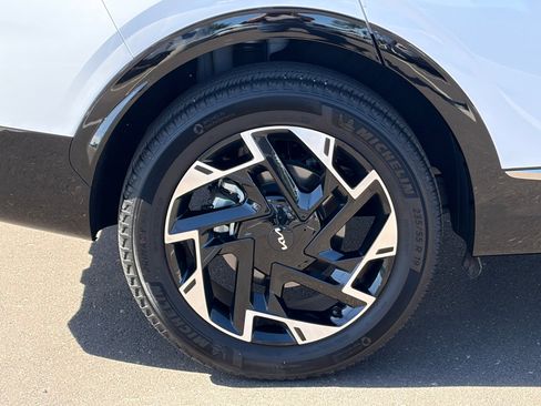 Used 2024 Kia Sportage SX AWD/4WD image 10