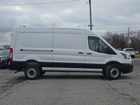 New 2026 Ford Transit 250 148 Medium Roof RWD image 8