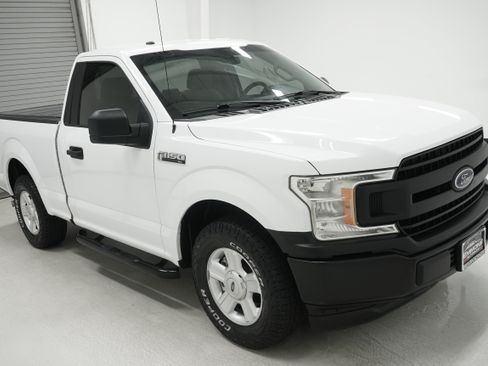 Used 2018 Ford F150 XL w/ Equipment Group 101A Mid RWD image 3