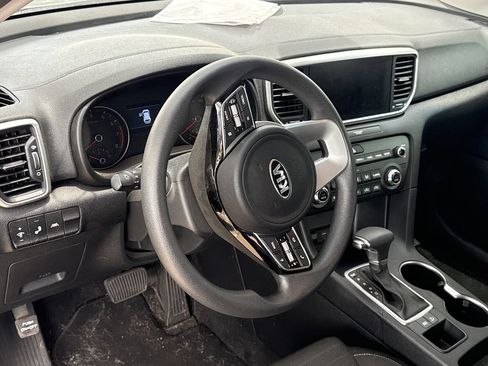 Used 2020 Kia Sportage LX w/ LX Popular Package FWD image 9