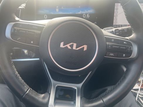 Certified 2023 Kia Sportage X-Pro Prestige image 9