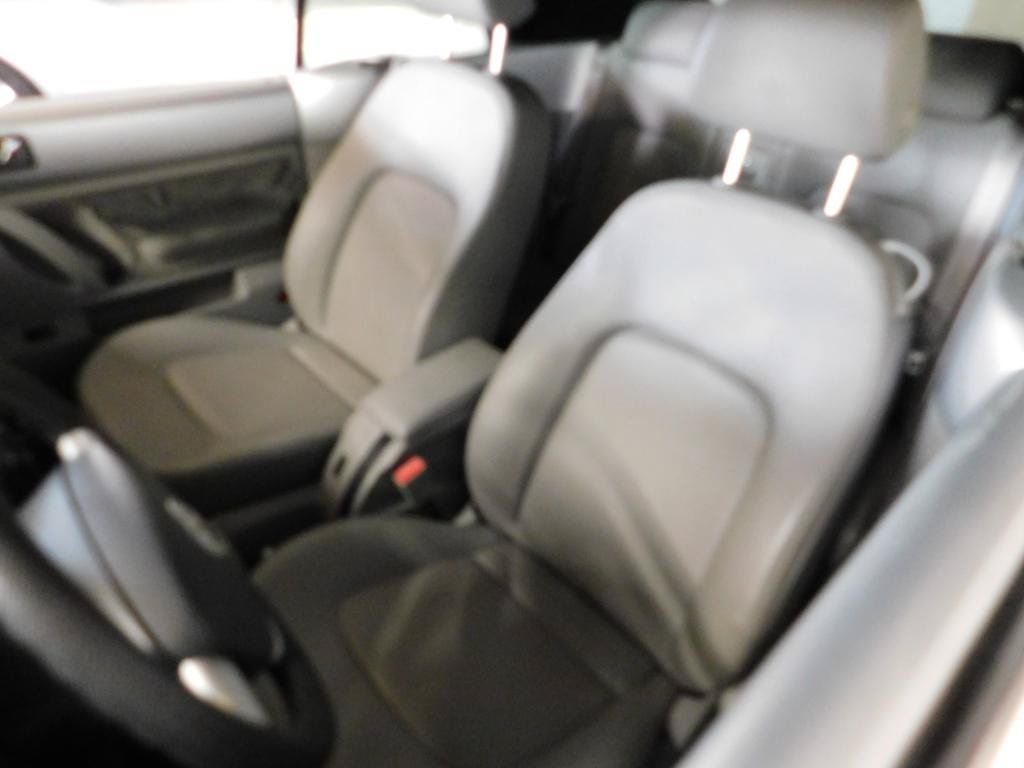 Used 2005 Volkswagen Beetle GLS FWD image 10