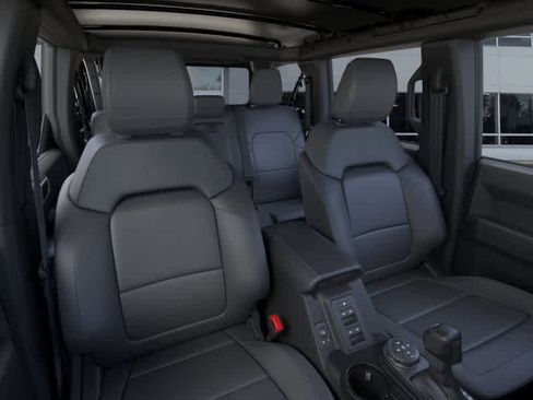 New 2025 Ford Bronco Badlands w/ Sasquatch Package image 10