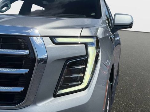 New 2026 GMC Yukon XL Elevation w/ Elevation Premium Package RWD image 9
