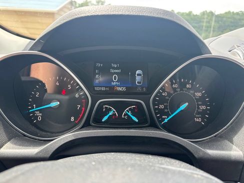 Used 2018 Ford Escape SEL AWD/4WD image 9