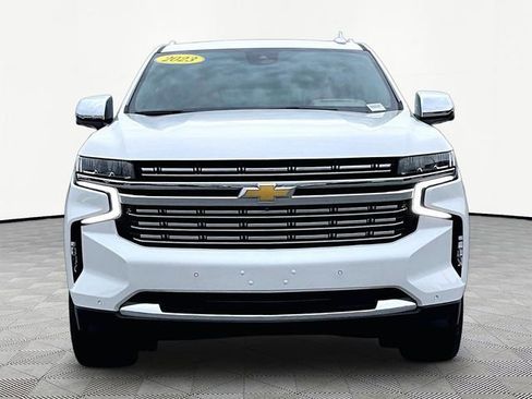 Used 2023 Chevrolet Suburban Premier w/ Advanced Technology Package AWD/4WD image 2