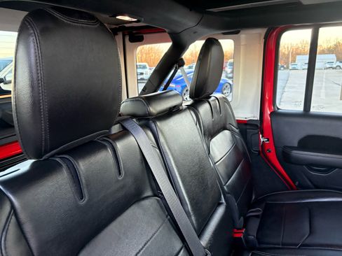 Used 2023 Jeep Wrangler Sahara image 52