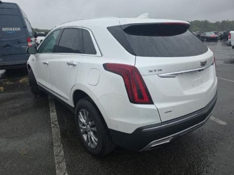 Used 2022 Cadillac XT5 Premium Luxury w/ Technology Package AWD/4WD image 4