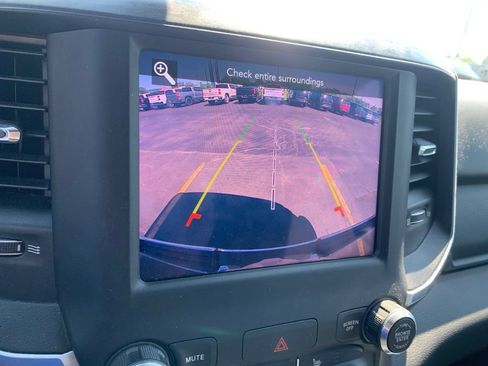 Used 2019 RAM 1500 Big Horn AWD/4WD image 13