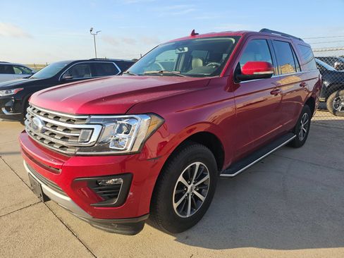 Used 2021 Ford Expedition XLT RWD image 1