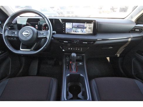 Certified 2025 Nissan Kicks SR w/ Interior Electronics Package FWD image 13