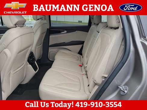 Used 2017 Lincoln MKX Reserve w/ Lincoln MKX Climate Package AWD/4WD image 18