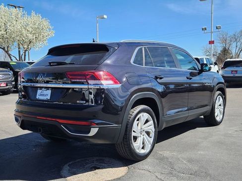 Used 2021 Volkswagen Atlas Cross Sport SEL image 3