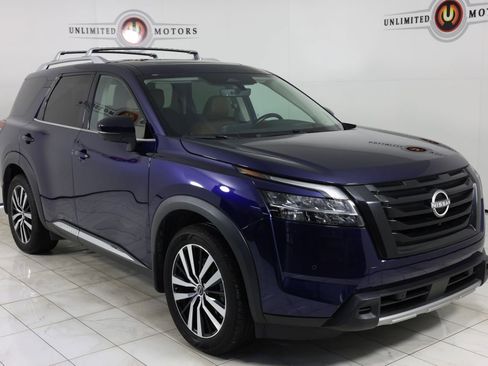 Used 2023 Nissan Pathfinder Platinum AWD/4WD image 40