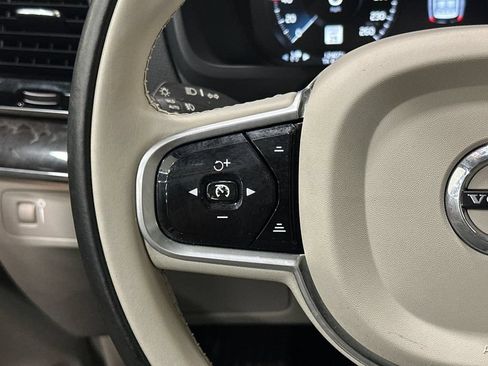 Used 2017 Volvo XC90 T6 Momentum w/ Vision Package AWD/4WD image 29