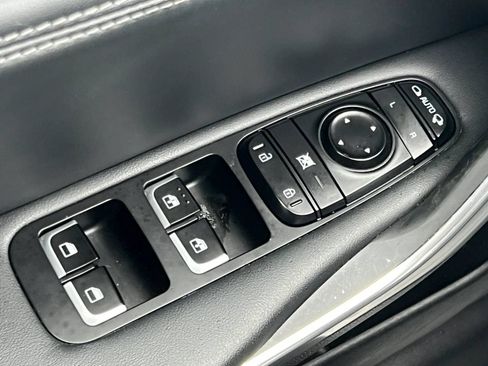 Used 2019 Kia Stinger GT2 AWD/4WD image 24