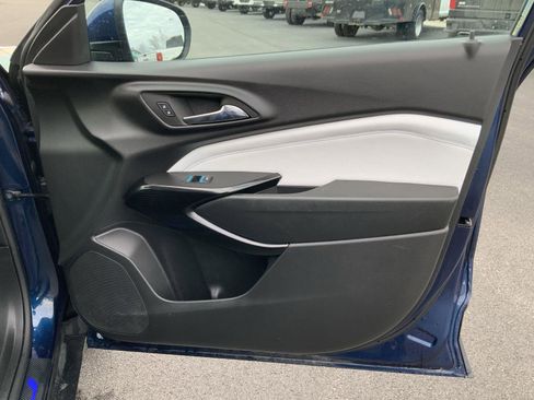 Used 2024 Chevrolet Trax LT w/ Driver Confidence Package image 55