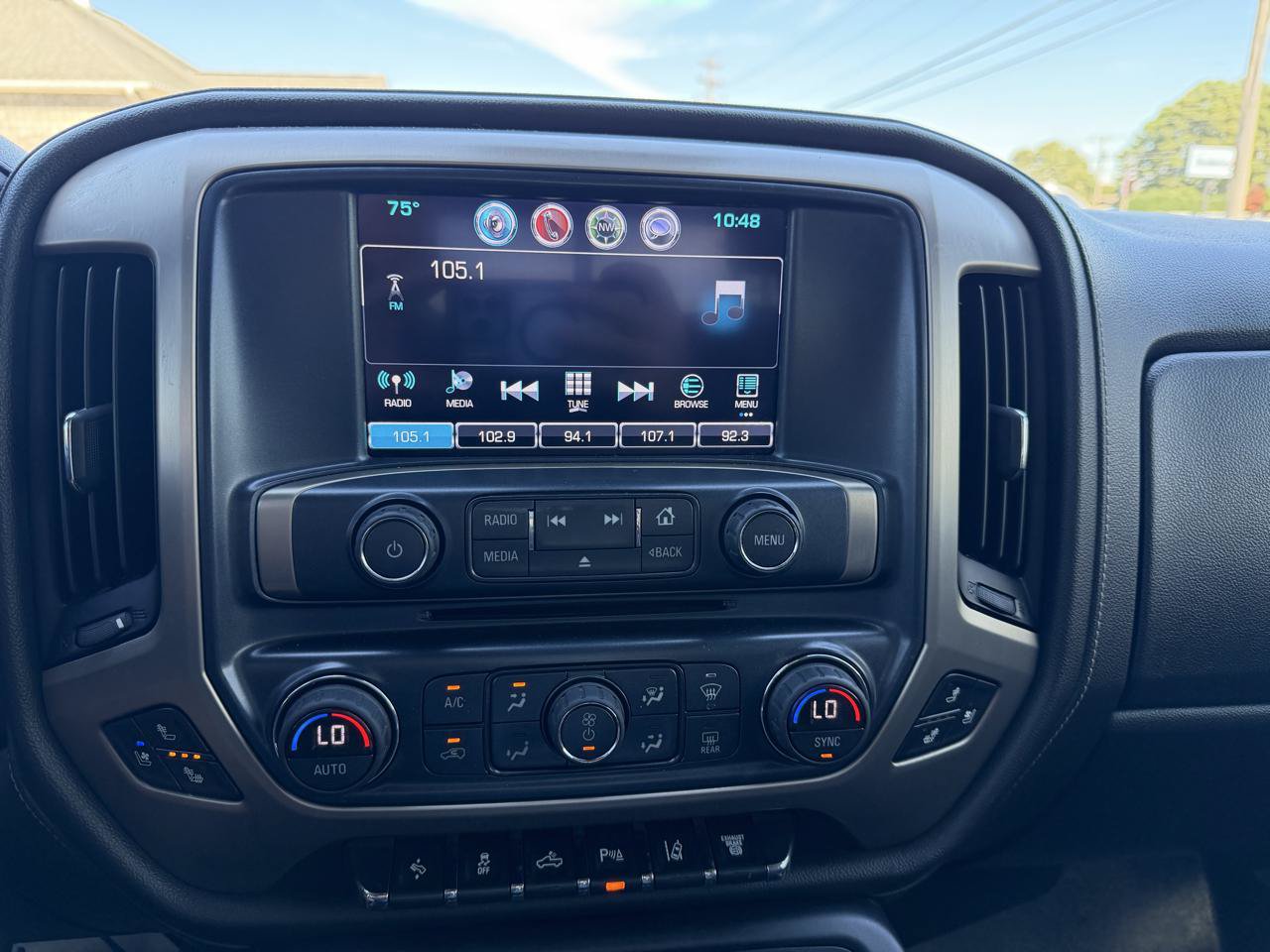 Used 2018 GMC Sierra 2500 Denali w/ Duramax Plus Package AWD/4WD image 16