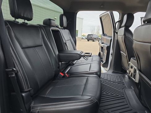 Used 2020 Ford F150 Lariat AWD/4WD image 11