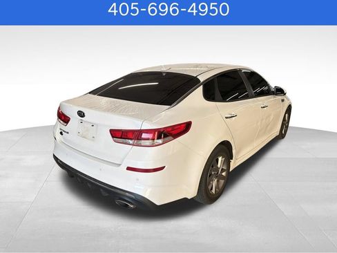 Used 2020 Kia Optima LX FWD image 3