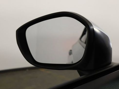 Used 2022 Honda Civic LX image 32