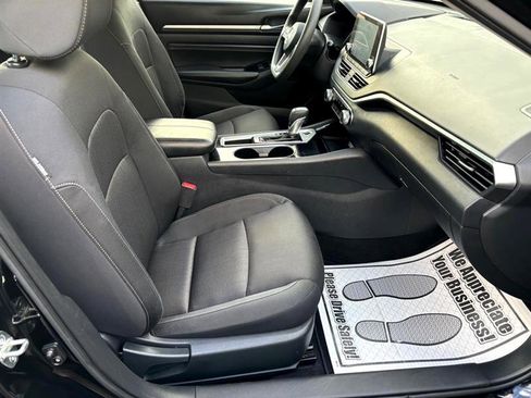 Used 2021 Nissan Altima 2.5 SV image 13