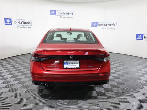 Used 2025 Honda Accord EX-L image 5