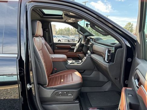 Used 2025 GMC Sierra 2500 Denali Ultimate w/ Max Trailering Package image 21