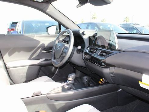 Certified 2025 Lexus UX 300h FWD image 5