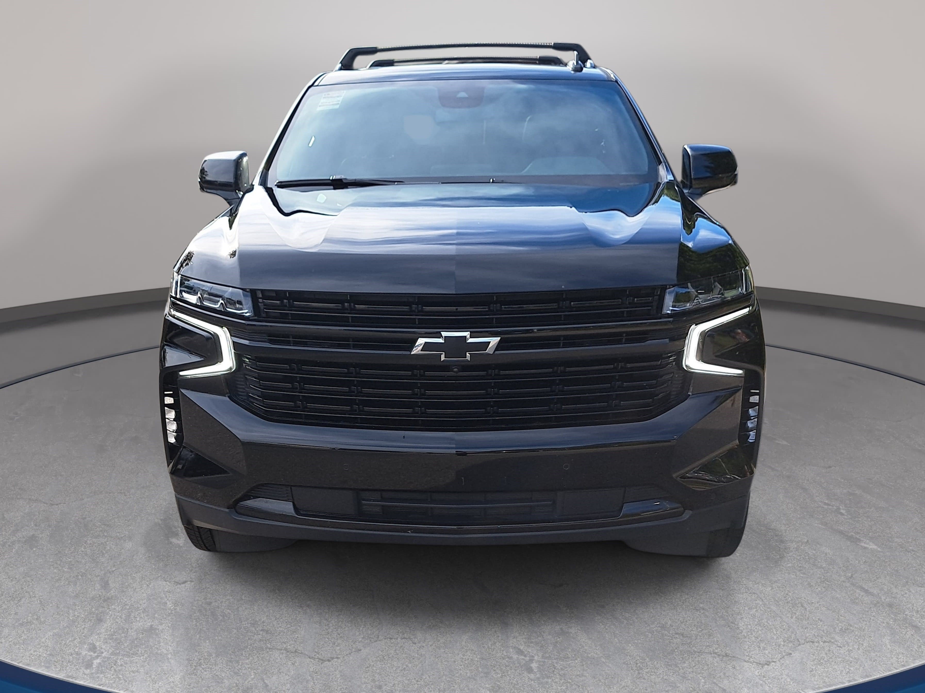 Used 2024 Chevrolet Tahoe RST w/ Luxury Package AWD/4WD image 2