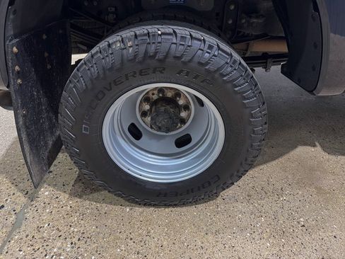 Used 2024 Ford F350 XLT image 14