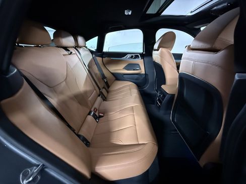 Used 2024 BMW i4 xDrive40i w/ Premium Package image 25