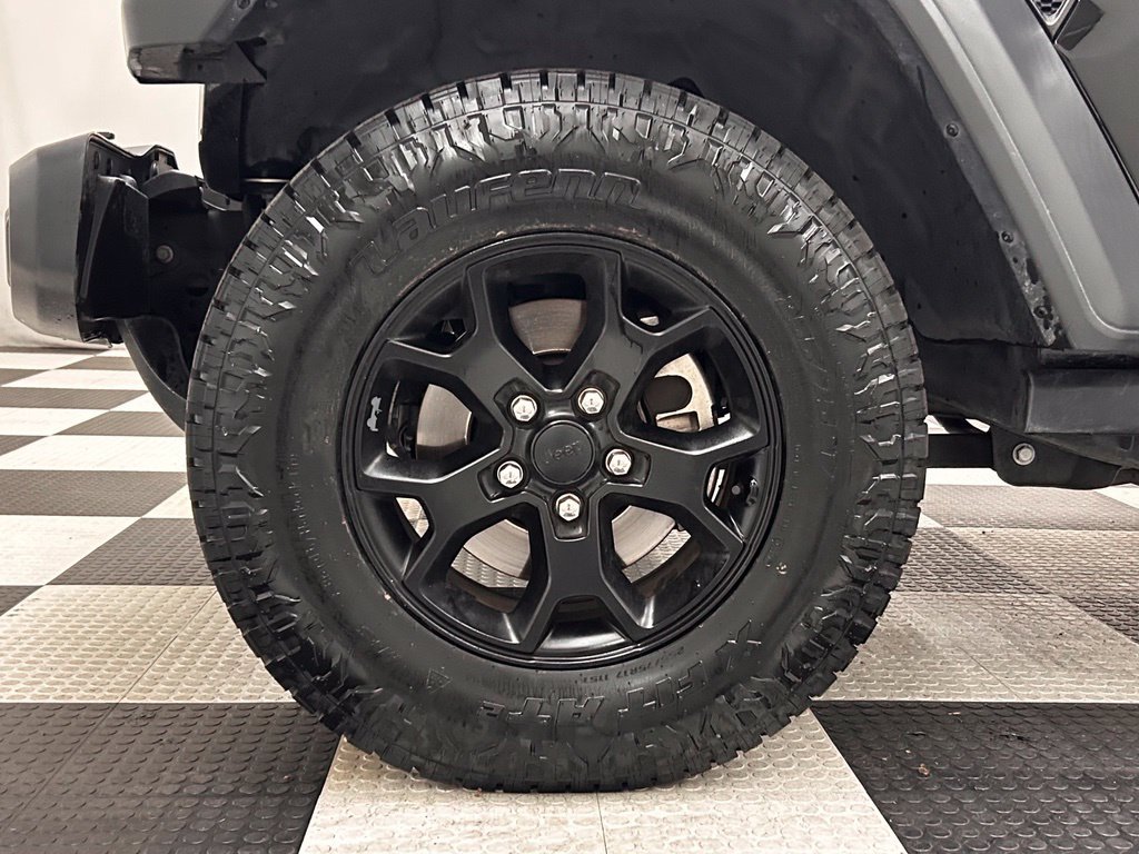 Used 2022 Jeep Wrangler Unlimited Sport AWD/4WD image 8