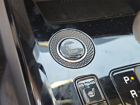 New 2026 Kia Niro EX image 28