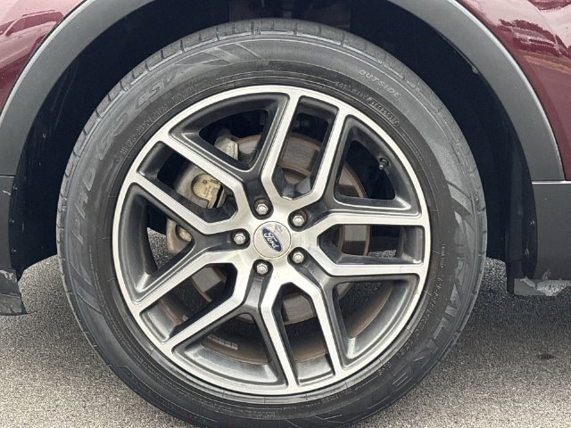 Used 2018 Ford Explorer Sport w/ Equipment Group 401A AWD/4WD image 18