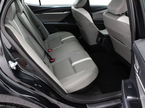 Used 2026 Toyota Camry SE w/ Convenience Package FWD image 33