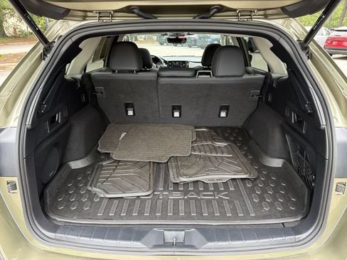 Used 2025 Subaru Outback Onyx Edition AWD/4WD image 25