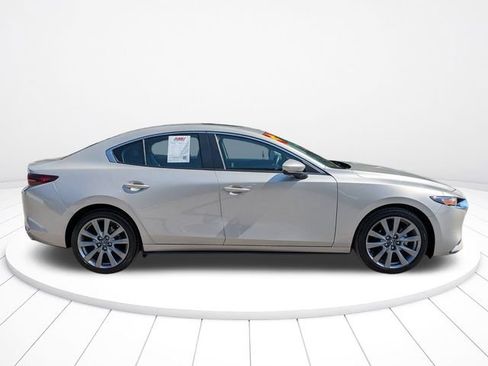 Used 2024 MAZDA MAZDA3 s FWD image 3