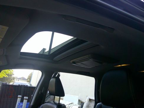 Used 2017 Honda Pilot Touring image 70