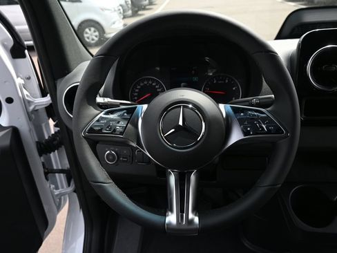 Used 2026 Mercedes-Benz Sprinter 3500 image 2