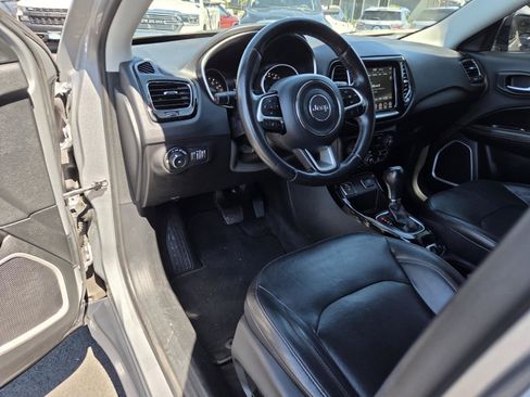 Used 2020 Jeep Compass Limited FWD image 12