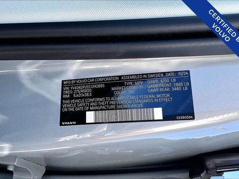 Certified 2025 Volvo XC90 B6 Core image 44