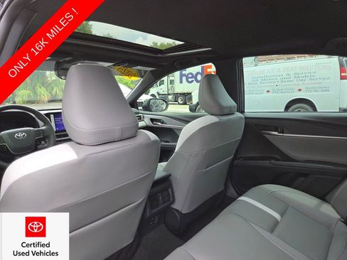 Used 2025 Toyota Camry SE FWD image 22