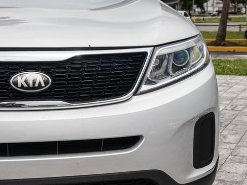 Used 2014 Kia Sorento LX FWD image 7