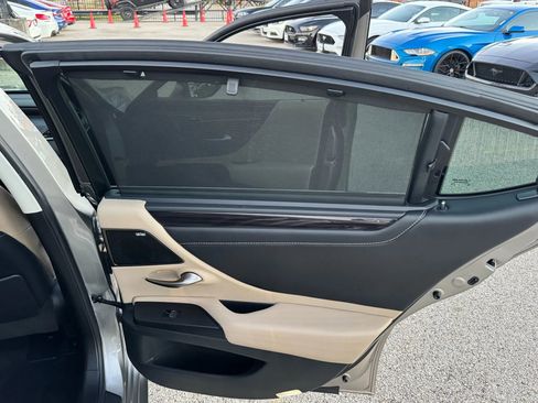 Used 2021 Lexus ES 350 Ultra Luxury w/ Accessory Package 2 image 29